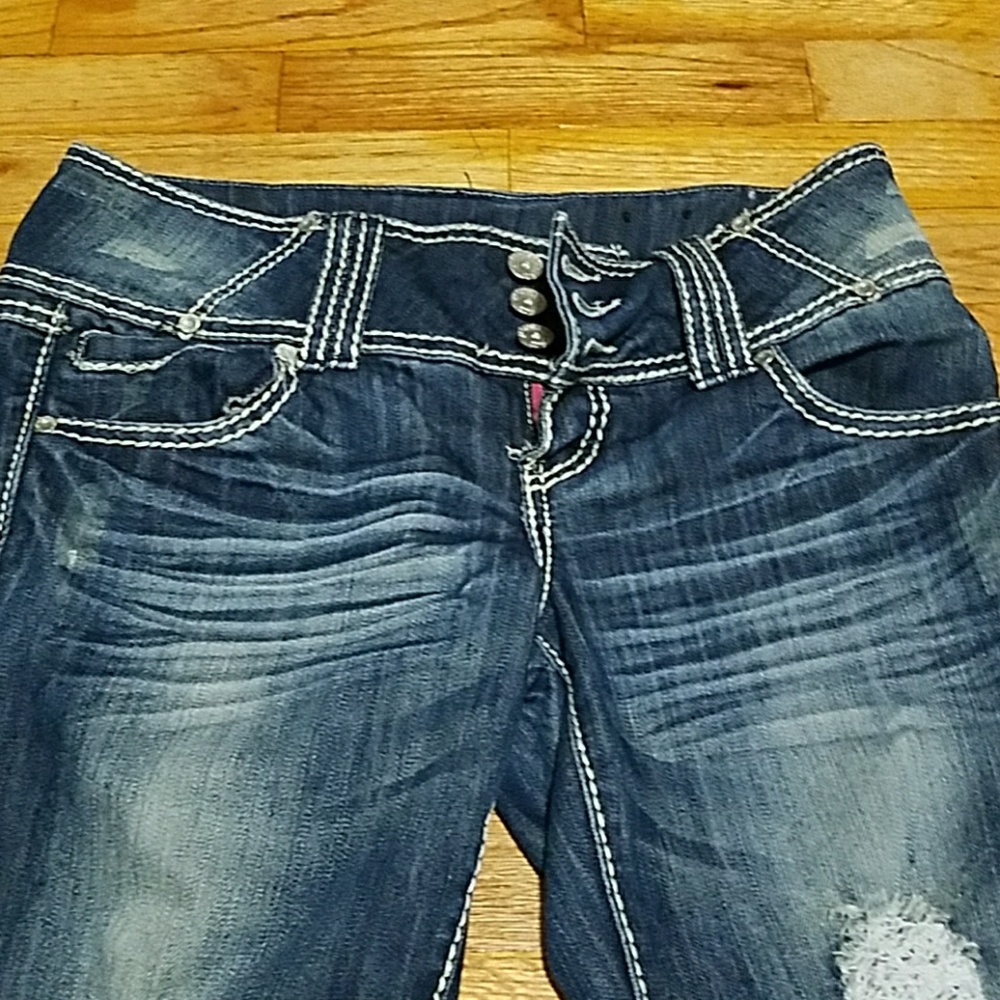 Jeans - Picture 2 of 4